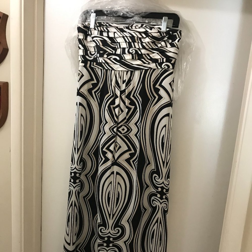 White House Black Market Strapless Gown - Size 2